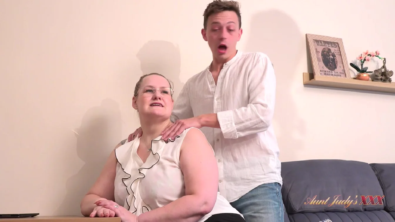 Preview of AuntJudysXXX Becky XXX